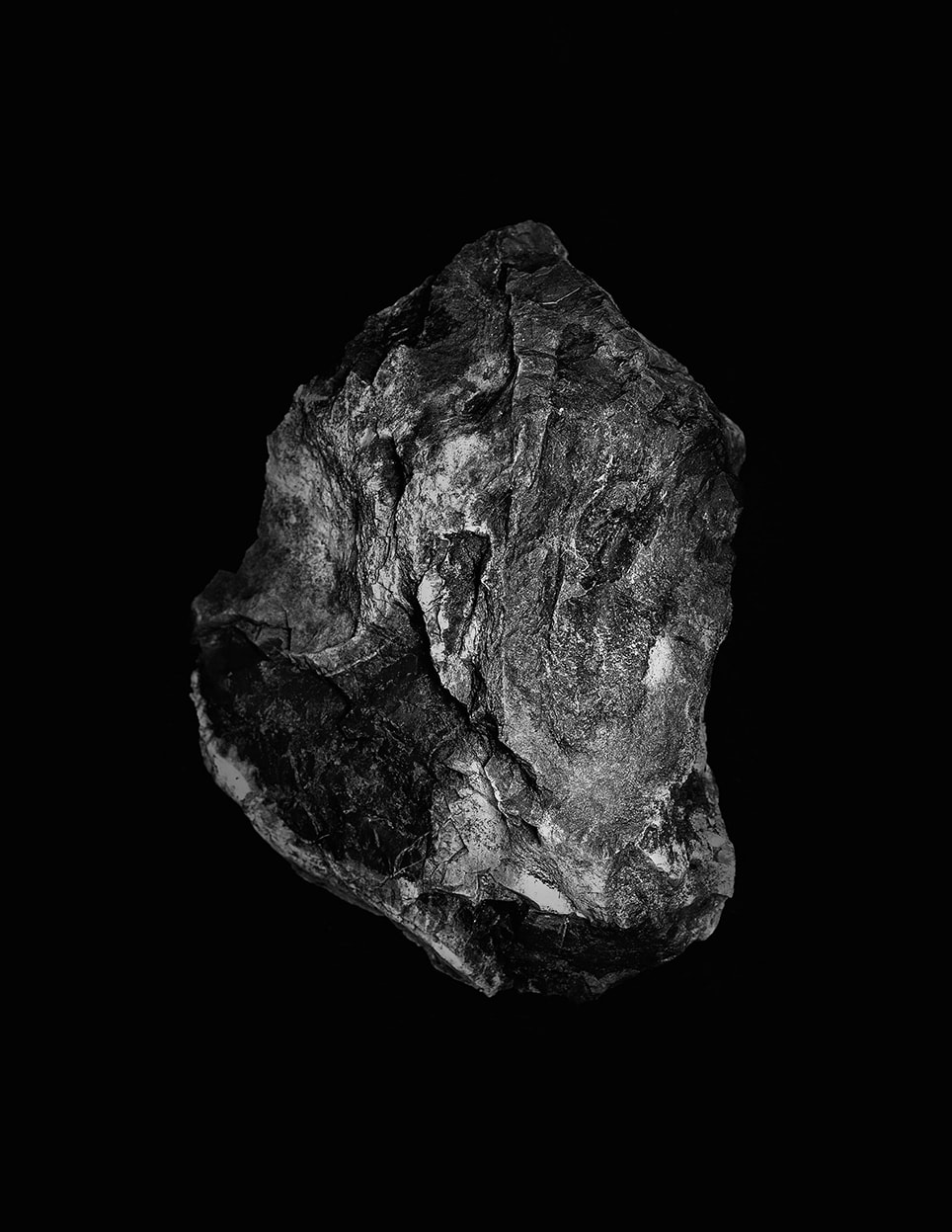 The Weather Report is a story about a woman living in on a farm and weather station in one of the remotest places on Iceland all by herself. She runs a sheep farm, train border collies, runs a lighthouse and sends the weather report to Reykjavik every three hours day and night. Photo by Marzena Skubatz Marzena Skubatz is a professional Photographer based in Berlin and Iceland She is specialized in Visual Storytelling, Documentary, Travel Photogrpahy, Landscape Photography and Portarit. @marzenaskubatz © 2016-future by Marzena Skubatz. All rights reserved. No form of reproduction is authorized, unless written usage rights have been obtained and issued by Marzena Skubatz. 